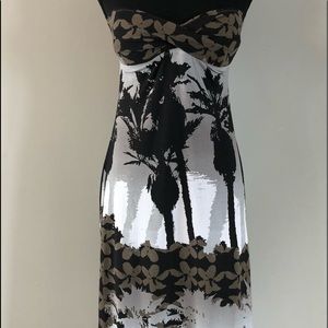 NWT-Women’s Tommy Bahama Scenic Palm Bandeau twist front cup Maxi dress X-small.